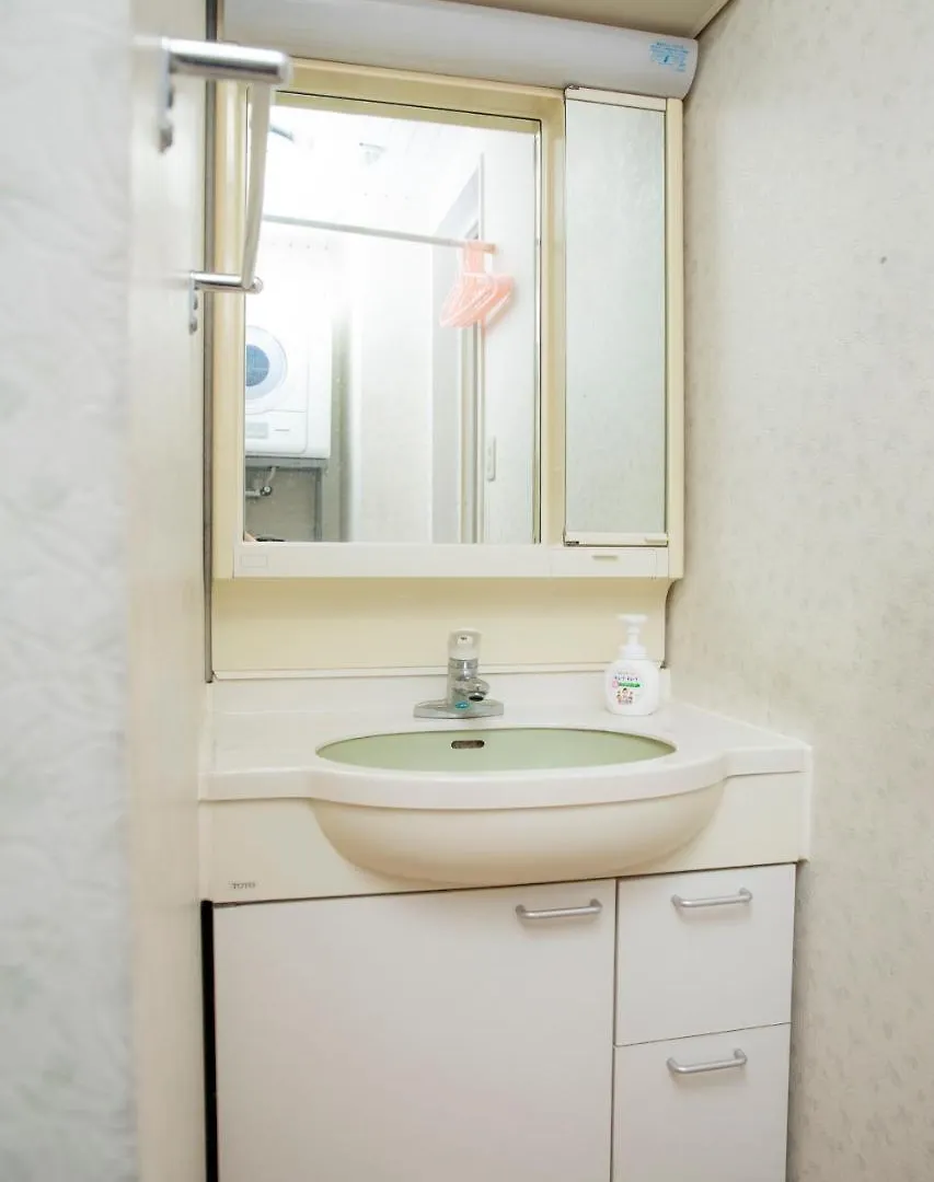 Guest house F2 Iimura Tei Asakusa Hotel Tokyo Japan
